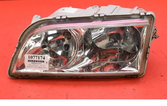 Volvo S40, V40 Headlight/headlamp 