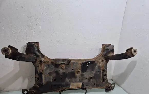 Volvo V40 Front subframe 