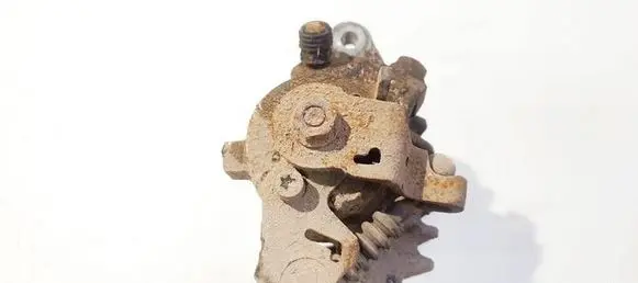 Volkswagen Golf IV Rear brake caliper