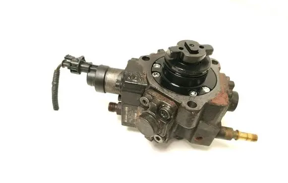 Fuel injection high pressure pump
