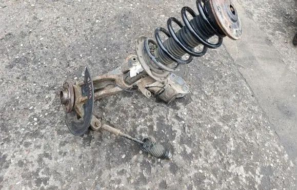 Volvo XC60 Front wheel hub spindle knuckle
