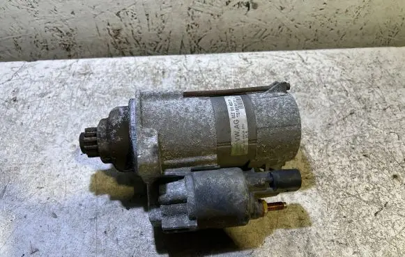 Volkswagen Golf VI Starter motor 02Z911023P TS18ER121