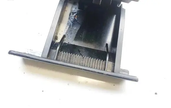 Car ashtray
