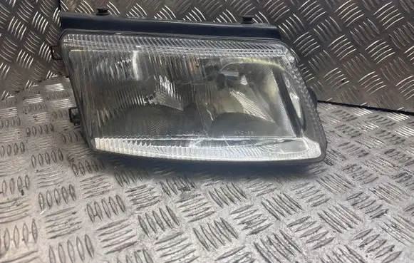 Volkswagen PASSAT B5 Headlight/headlamp
