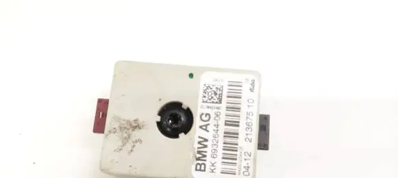BMW 3 E90 E91 Antenna control unit 693264406 6932644-06