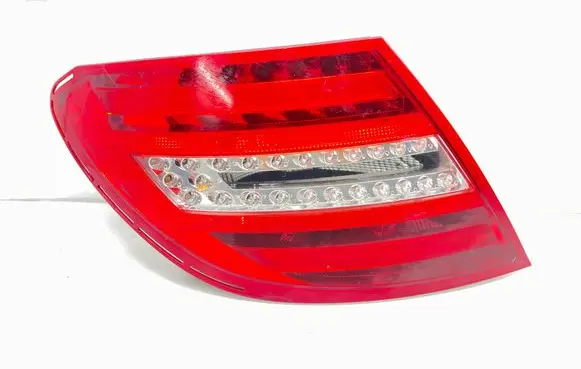 Mercedes-Benz C W204 Rear/tail lights A2049060403