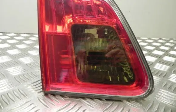 Toyota Avensis T270 Rear/tail lights 8159005100 A1239