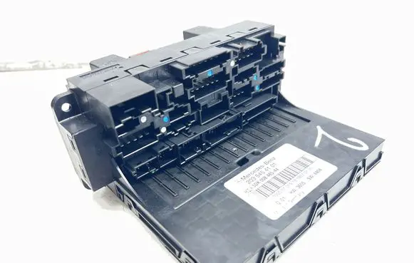 Mercedes-Benz C W203 Fuse module 2035454101 5DK00848544