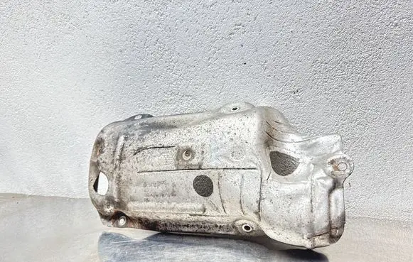 Opel Insignia A Exhaust heat shield 55562332
