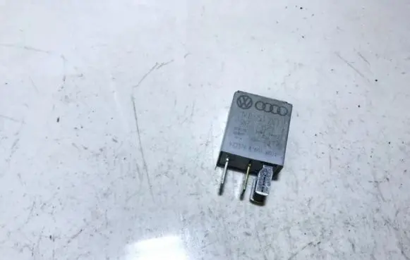 Volkswagen Caddy Other relay 1k0951253
