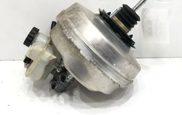 BMW 5 G30 G31 Brake booster 8074224