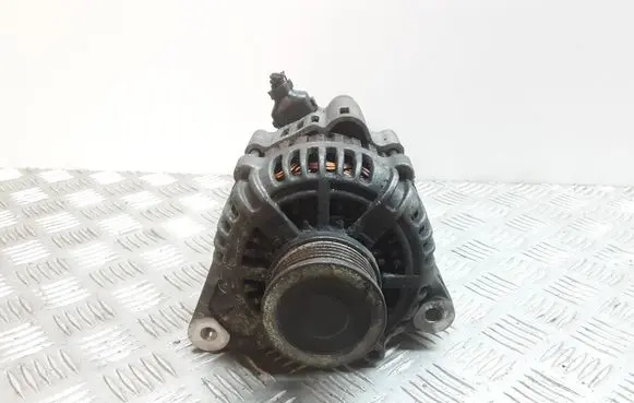 KIA Cerato Generator/alternator 3730027012