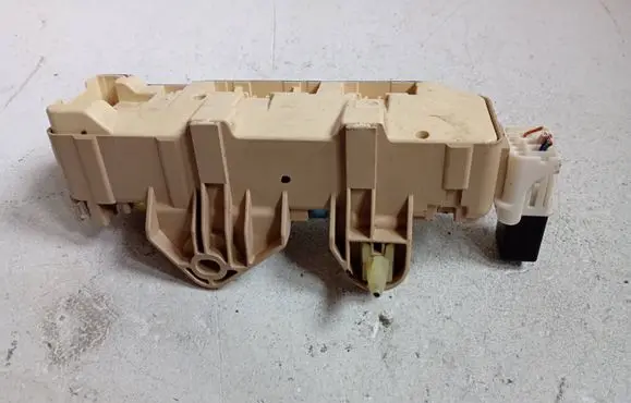 Mazda 323 Fuse box set 123663