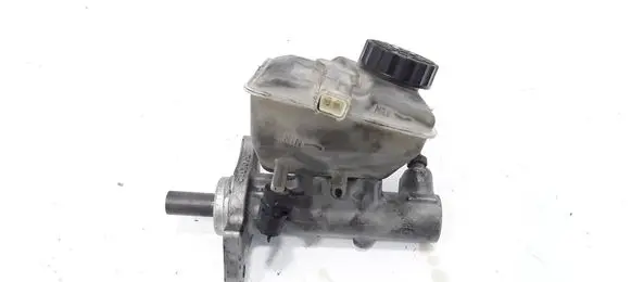 Volvo V70 Master brake cylinder 9157933