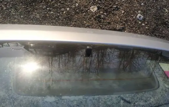 Nissan Primera Third/center stoplight