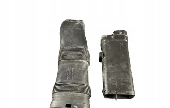 BMW 4 F32 F33 Air intake duct part 8507567 7602650