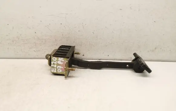 Mercedes-Benz E W211 Front door check strap stopper