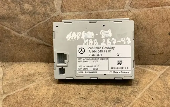 Mercedes-Benz ML W164 Gateway control module A1645407901