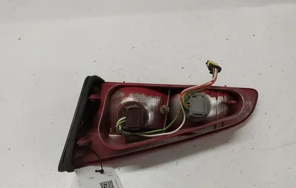 Peugeot 607 Tailgate rear/tail lights 92076348