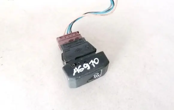 Fog light switch
