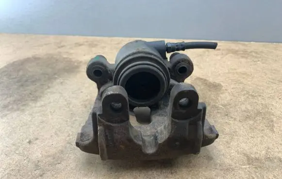 BMW X5 E70 Front brake caliper 6776783 34116776783