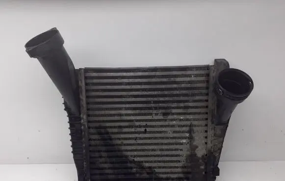 Audi Q7 4L Intercooler radiator 7L6145803C