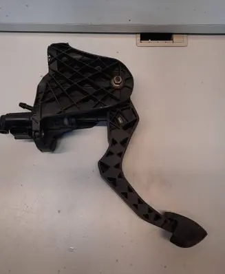 Volkswagen PASSAT B6 Clutch pedal 28102005 3C1721059K 4800648182