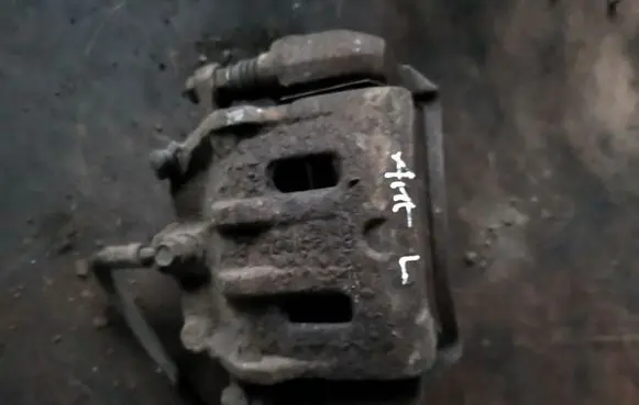 Opel Antara Front brake caliper