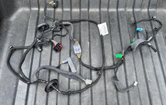 Volvo V60 Rear door wiring loom 30644906 31346697 32143970
