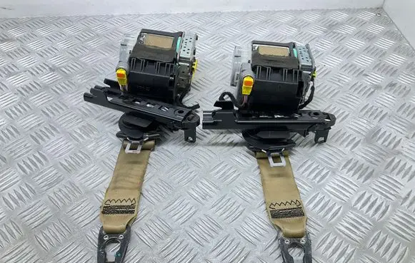 Audi A6 Allroad C7 Front seatbelt 4G8857706H 4G8857705D