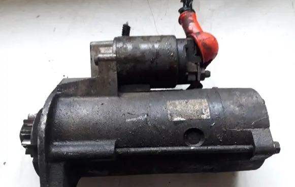 Nissan Navara D40 Starter motor