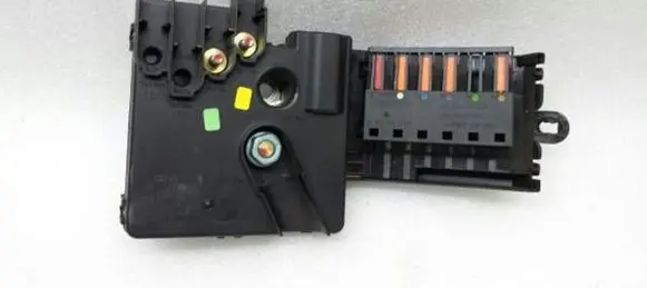 Mercedes-Benz E W211 Fuse module A2115460741