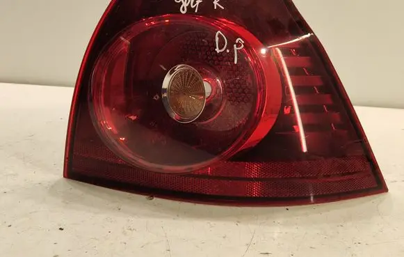 Volkswagen Golf V Rear/tail lights