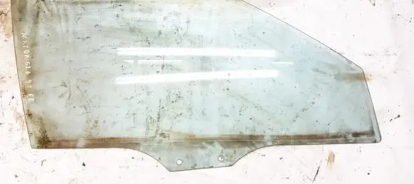 Mazda 626 Front door window glass four-door