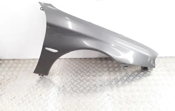 Alfa Romeo 166 Fender