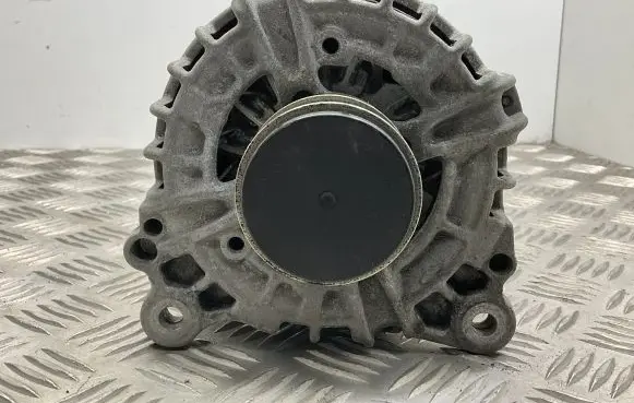 Skoda Superb B6 (3T) Generator/alternator 03L903024F