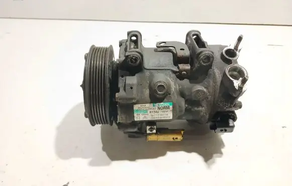 Citroen C4 Grand Picasso Air conditioning (A/C) compressor (pump) 9671216780