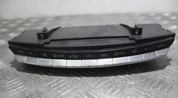Mercedes-Benz S W221 Interior fan control switch 2218709810