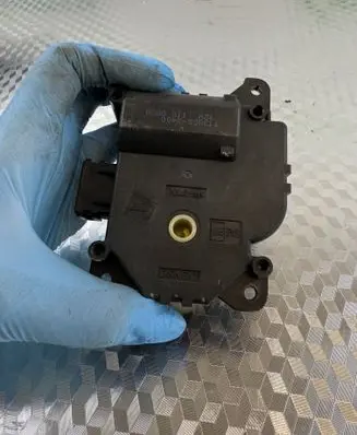 Honda HR-V Air flap motor/actuator 1138002400