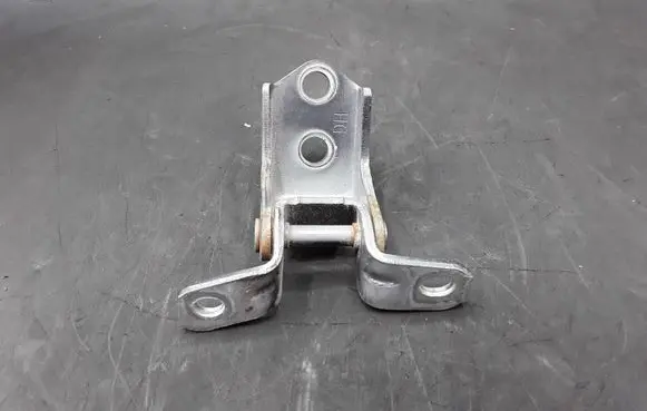 Mazda 6 Front door lower hinge NOCODE