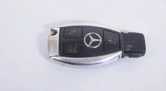 Mercedes-Benz E W212 Ignition key/card 