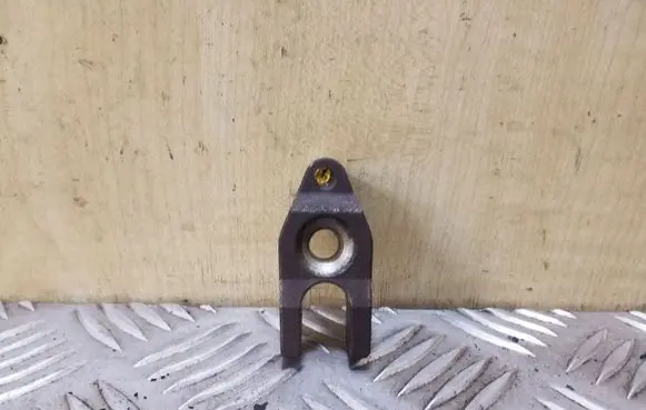 Toyota Auris E180 Fuel Injector clamp holder