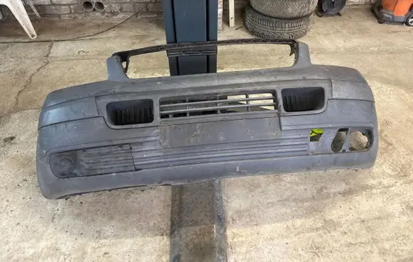 Volkswagen Transporter - Caravelle T5 Front bumper 7H0807101