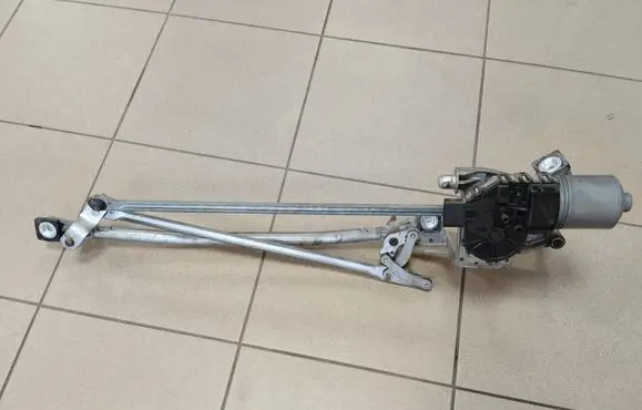 Ford Focus C-MAX Front wiper linkage and motor 3M5117504AF 3M5117508AA