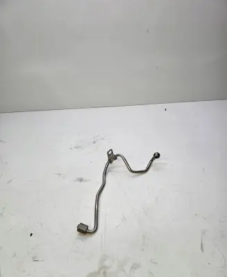 Audi A4 S4 B9 8W Turbo turbocharger oiling pipe/hose 04L145771H