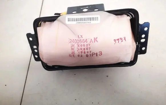 Chrysler 300 - 300C Passenger airbag p04649118ah