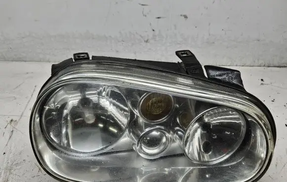 Volkswagen Golf IV Headlight/headlamp 1J1941016B