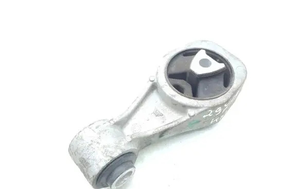 Nissan Juke I F15 Engine mount bracket