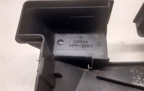 Honda Accord Fuse box cover 