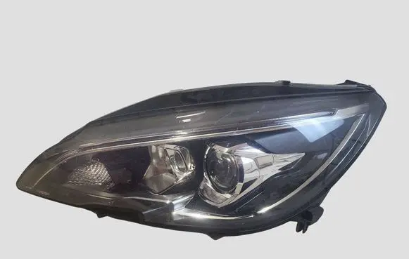 Peugeot 308 Headlight/headlamp 9816990680